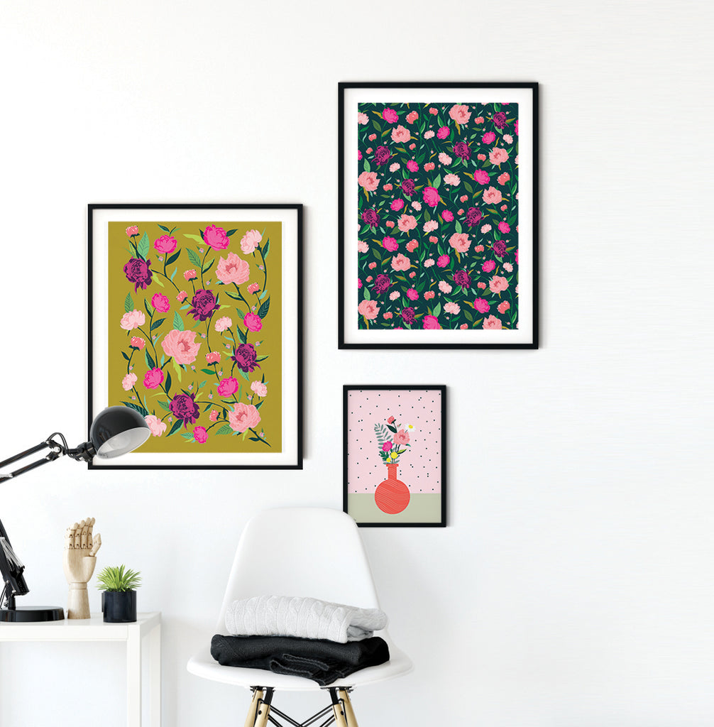 PEONIES FLOWERS - הדפס נוריות בחאקי Large poster